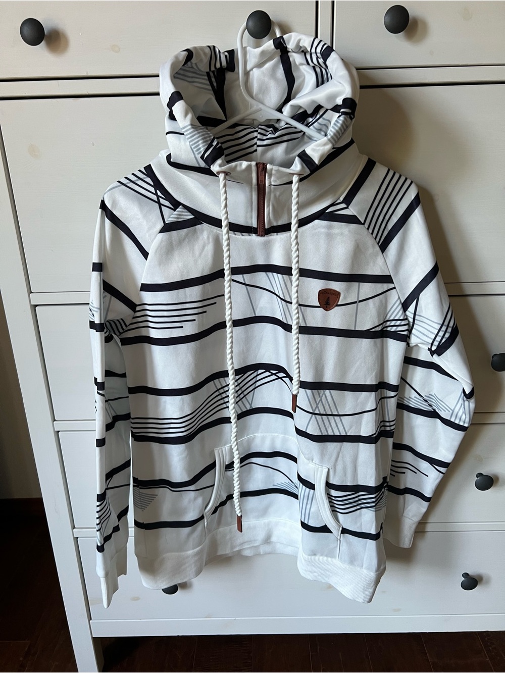 Wanakome 1/4 zip hoodie large